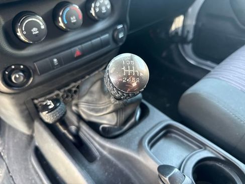 Used 2011 Jeep Wrangler Sport AWD/4WD image 23