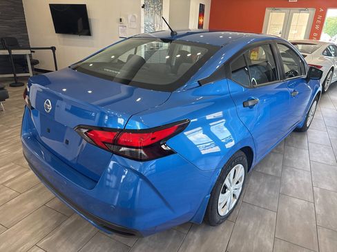 Used 2021 Nissan Versa S FWD image 11