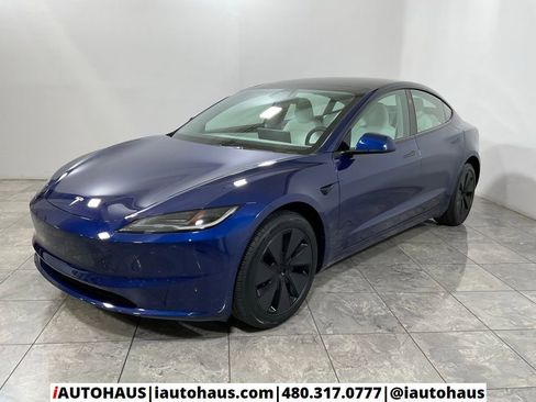 Used 2025 Tesla Model 3 Long Range image 2