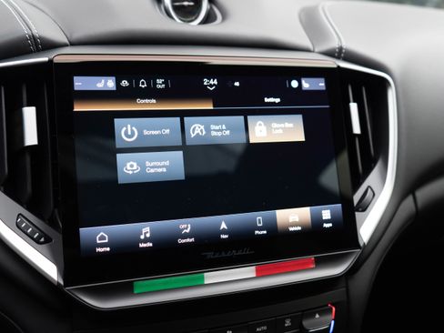 Used 2022 Maserati Ghibli Trofeo image 20