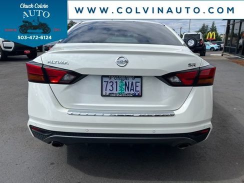 Used 2021 Nissan Altima 2.5 SR FWD image 9