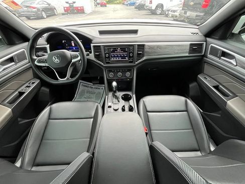 Certified 2022 Volkswagen Atlas Cross Sport SE AWD/4WD image 14