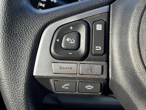 Used 2018 Subaru Forester 2.5i w/ Alloy Wheel Package image 19