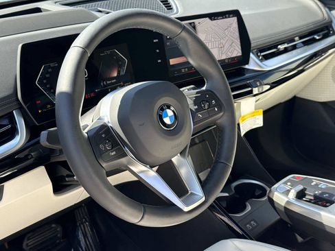 New 2026 BMW X1 xDrive28i w/ Technology Package AWD/4WD image 2