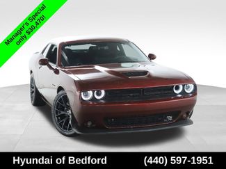 Used 2022 Dodge Challenger R/T w/ Blacktop Package RWD 360° Tour