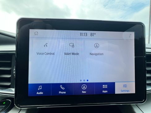 Used 2020 Ford Explorer XLT w/ Equipment Group 202A RWD image 25