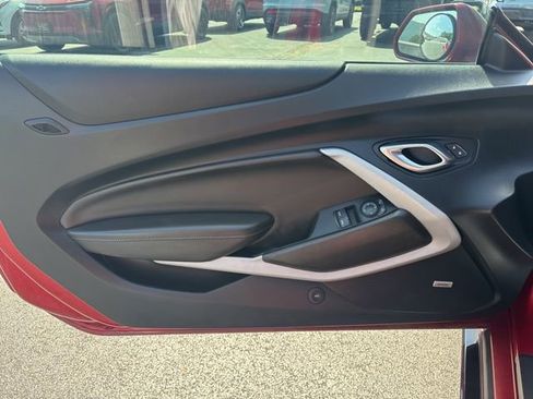 Used 2021 Chevrolet Camaro LT w/ Technology Package RWD image 25
