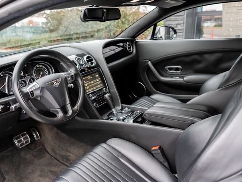 Used 2016 Bentley Continental GT image 6