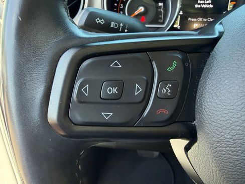 Used 2020 Jeep Wrangler Sport AWD/4WD image 17