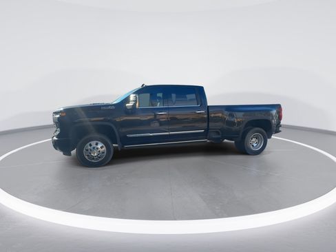 Certified 2025 Chevrolet Silverado 3500 High Country w/ High Country Premium Package image 7