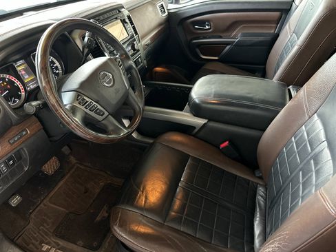 Used 2016 Nissan Titan Platinum Reserve image 9
