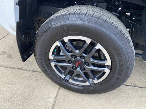 Used 2026 Toyota Tacoma TRD Sport RWD image 31
