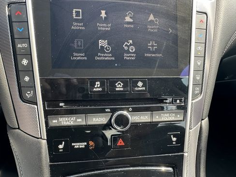 Used 2018 INFINITI Q50 Sport image 13