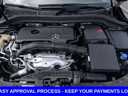 Used 2021 Mercedes-Benz GLA 250 4MATIC w/ Premium Package image 18
