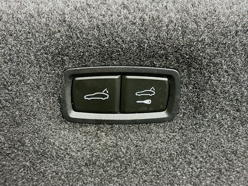 Used 2023 Audi e-tron GT Premium Plus AWD/4WD image 30