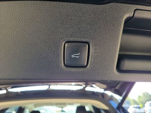 Used 2024 Ford Escape Active AWD/4WD image 12