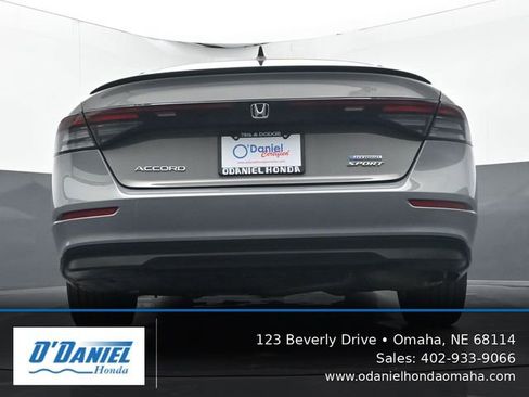 Used 2023 Honda Accord Sport image 11