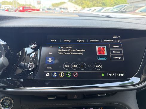 Used 2023 Buick Envision Avenir FWD image 24