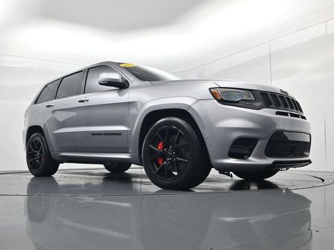 Used 2018 Jeep Grand Cherokee SRT AWD/4WD image 59