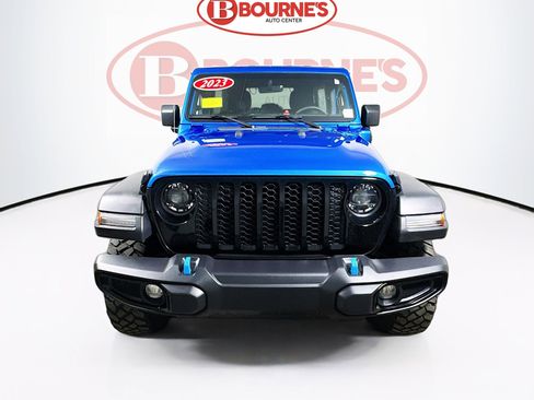 Used 2023 Jeep Wrangler Unlimited w/ 8.4" Radio Group image 4