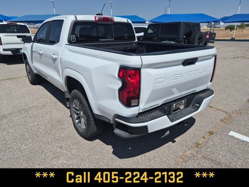 Used 2024 Chevrolet Colorado LT w/ LT Convenience Package II RWD image 12