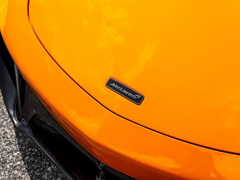 New 2026 McLaren Artura RWD image 1