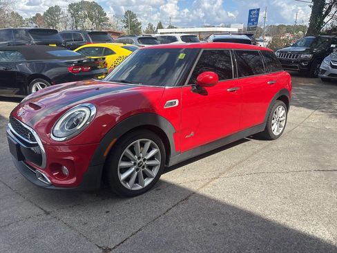 Used 2019 MINI Cooper Clubman S image 2