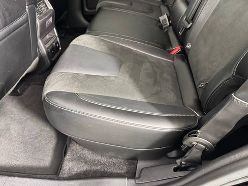 Used 2016 Ford Edge Sport w/ Equipment Group 401A AWD/4WD image 32