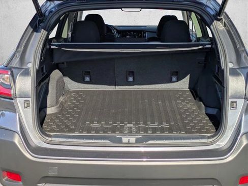 Certified 2025 Subaru Outback Premium image 8