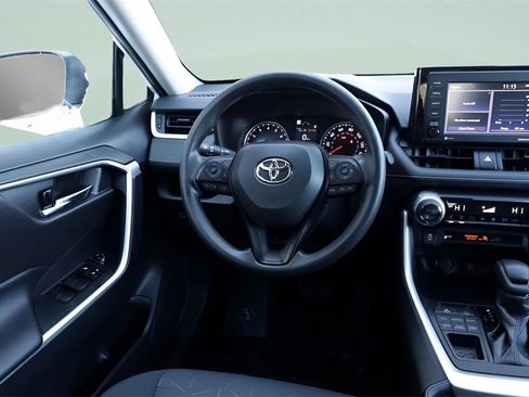 Certified 2021 Toyota RAV4 XLE image 29