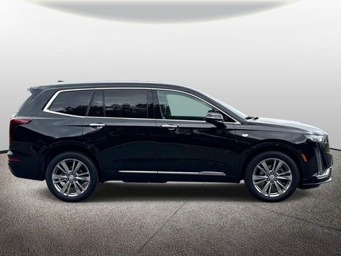 Certified 2024 Cadillac XT6 Premium Luxury w/ LPO, Floor Liner Package AWD/4WD image 4