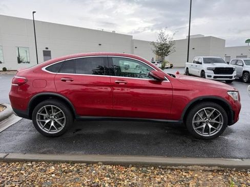 Used 2021 Mercedes-Benz GLC 300 4MATIC Coupe image 3