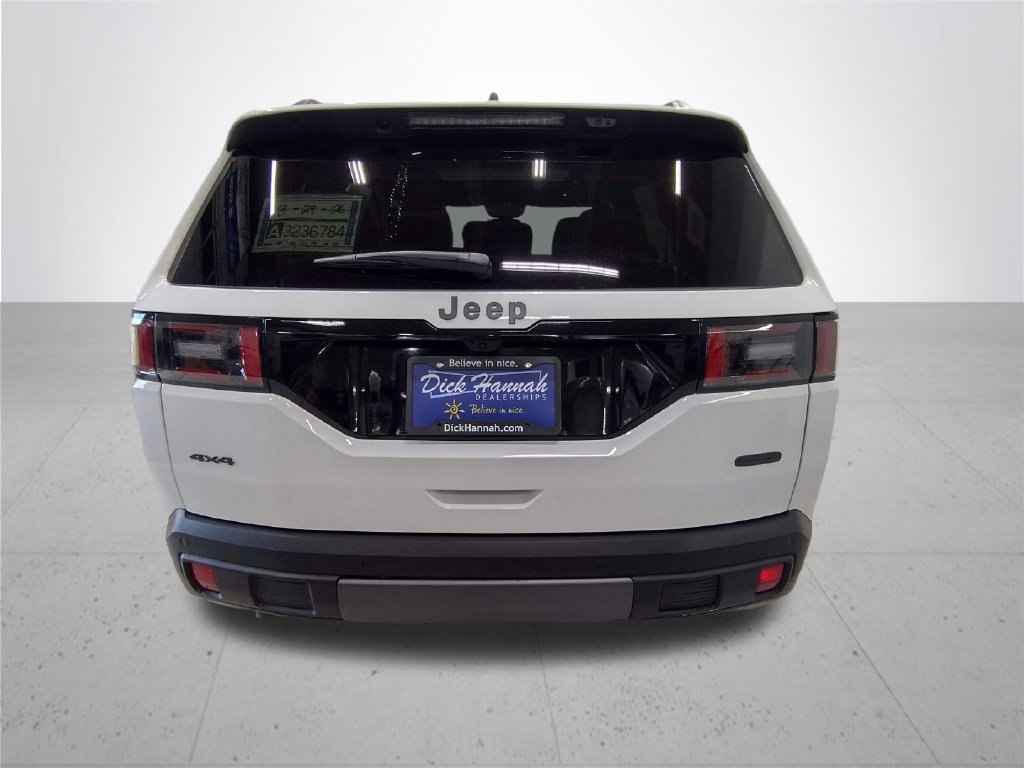 Used 2026 Jeep Cherokee Overland w/ Trailer Tow Group AWD/4WD image 14