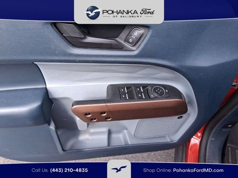 Used 2022 Ford Maverick Lariat w/ Lariat Luxury Package FWD image 10