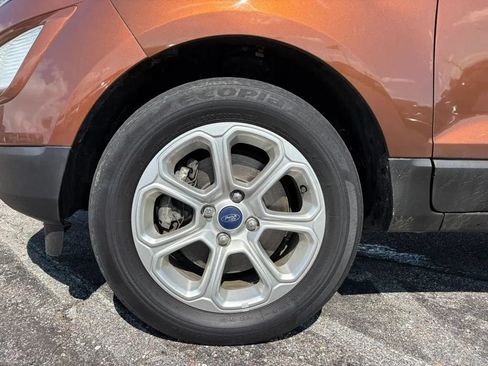 Used 2020 Ford EcoSport SE FWD image 25