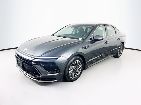 Used 2025 Hyundai Sonata SEL image 3