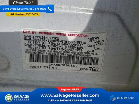 Used 2014 Mitsubishi Outlander SE image 16