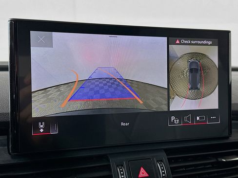 Used 2021 Audi Q5 Prestige image 13