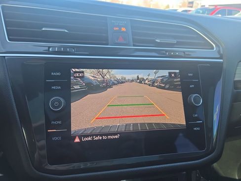 Used 2024 Volkswagen Tiguan SEL R-Line image 22