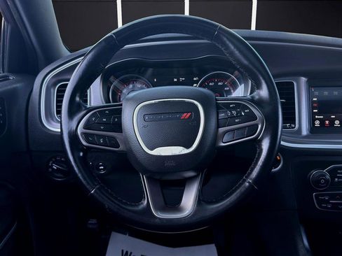 Used 2021 Dodge Charger SXT w/ Leather Interior Group RWD image 16