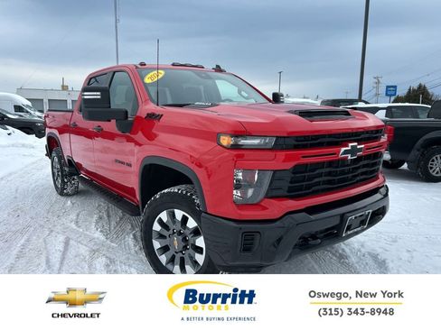 Used 2024 Chevrolet Silverado 2500 Custom w/ Custom Value Package image 1