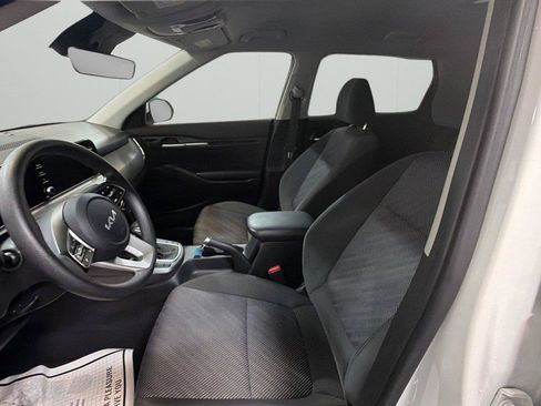 Used 2024 Kia Seltos LX AWD/4WD image 10