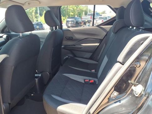 Used 2020 Nissan Kicks S FWD image 18