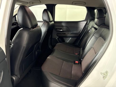 Certified 2025 Nissan Kicks SR FWD image 21