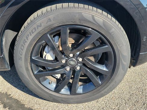 Used 2020 Land Rover Discovery Landmark AWD/4WD image 6