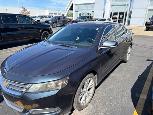 Used 2014 Chevrolet Impala LT w/ Convenience Package FWD image 3