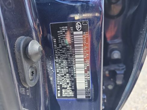 Used 2023 Toyota Corolla LE FWD image 32