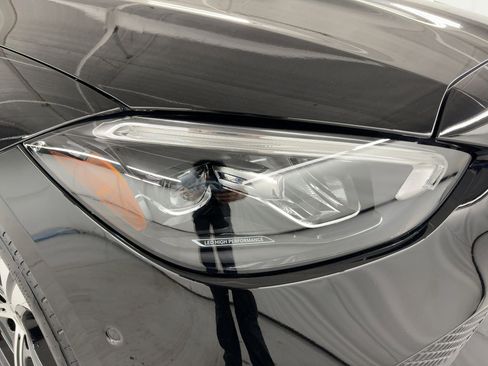 Certified 2025 Mercedes-Benz C 300 Sedan image 11