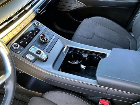 Used 2025 Hyundai Palisade Calligraphy image 14