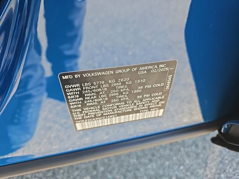 New 2025 Volkswagen Atlas Cross Sport SE image 36